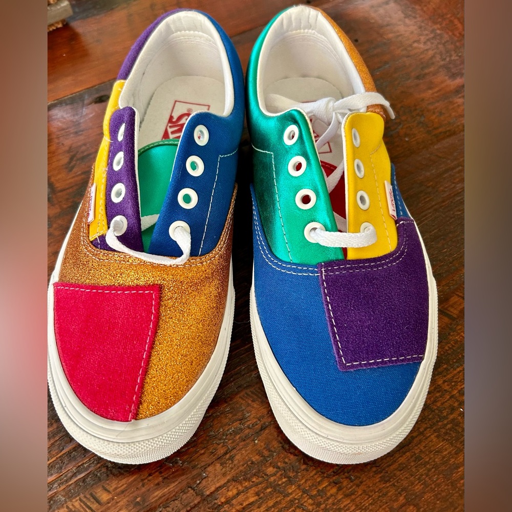 Vans patchwork skate shoes.  Men’ size 6   Women’s size 7.5